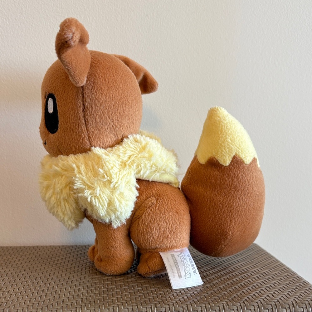 4-Pc Pokemon Eevee Plush Toys and Nanoblock Set - Picture 3 of 14
